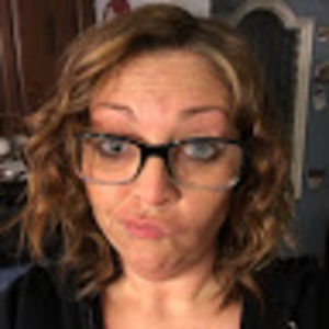 Meet your Posher, Jenn